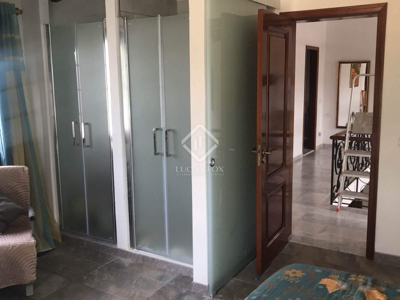 4 Zimmer Villa zu verkaufen in Ciutadella de Menorca mit Pool - 850.000 € (Ref: 8780785)