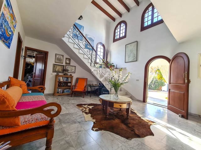 4 sypialnia Willa na sprzedaż w Ciutadella de Menorca z basenem - 850 000 € (Ref: 8780785)