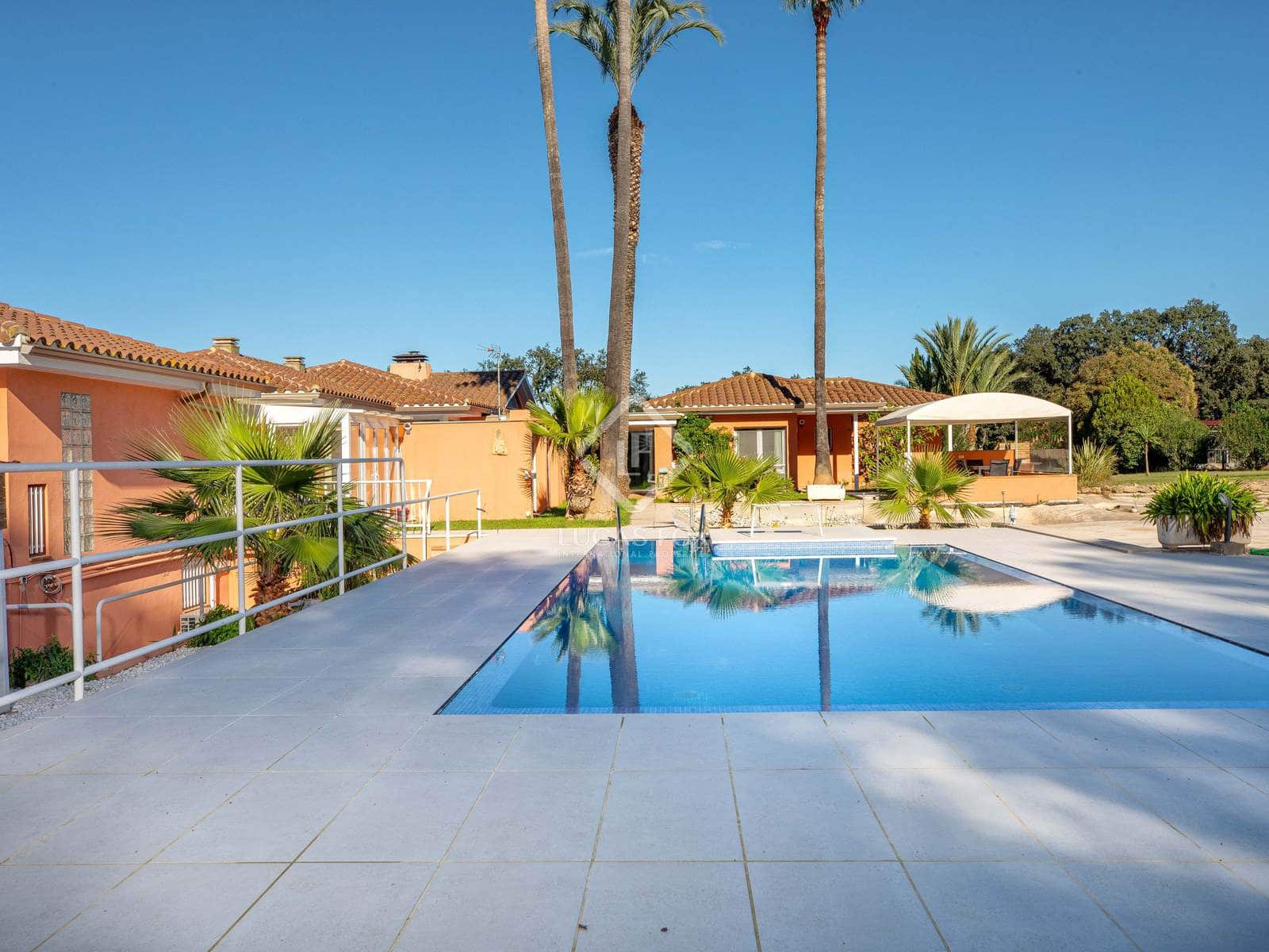 8 quarto Moradia para venda em Foixa com piscina - 2 500 000 € (Ref: 8780787)