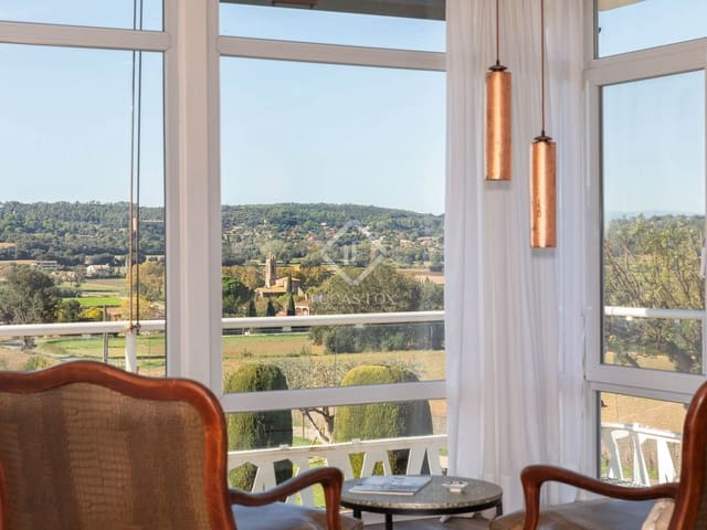 8 bedroom Villa for sale in Foixà with pool - € 2,500,000 (Ref: 8780787)