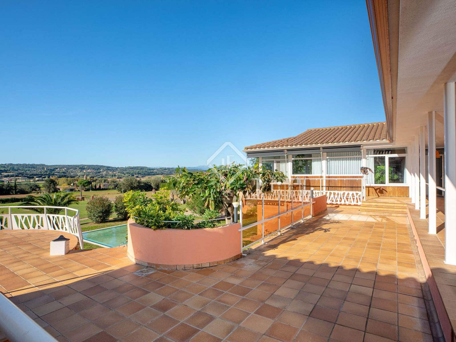 8 quarto Moradia para venda em Foixa com piscina - 2 500 000 € (Ref: 8780787)