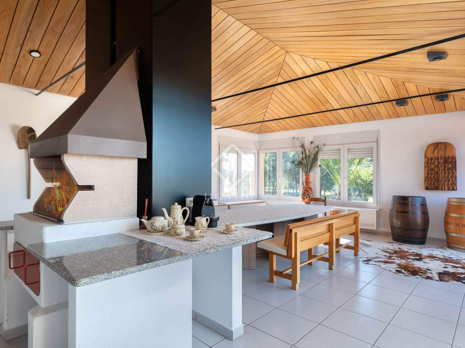 8 quarto Moradia para venda em Foixa com piscina - 2 500 000 € (Ref: 8780787)