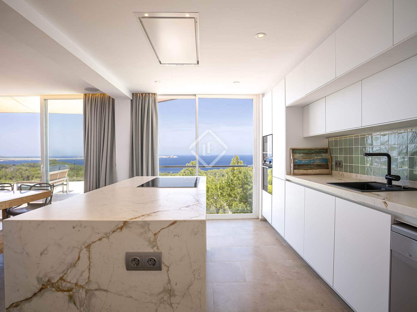 6 soveværelse Villa til salg i Sant Antoni de Portmany med swimmingpool - € 4.450.000 (Ref: 8780788)