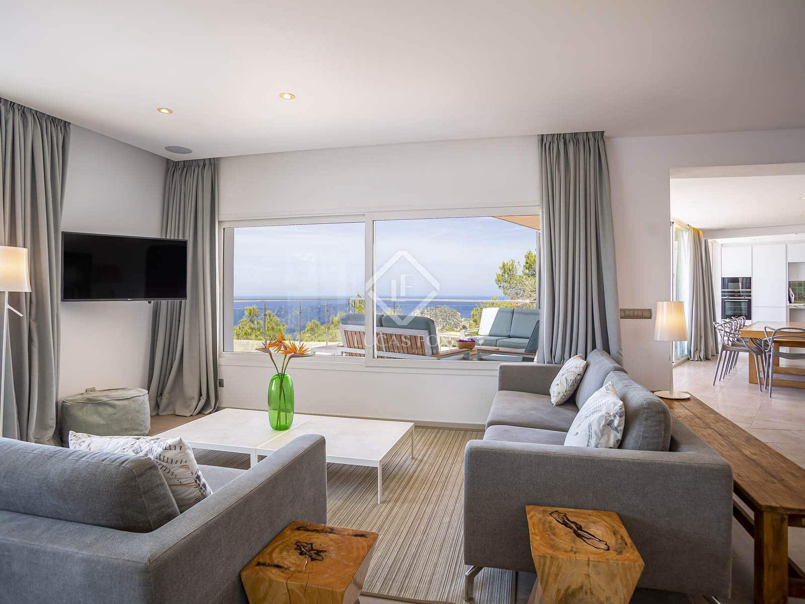 6 soveværelse Villa til salg i Sant Antoni de Portmany med swimmingpool - € 4.450.000 (Ref: 8780788)