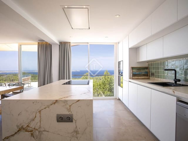 6 soveværelse Villa til salg i Sant Antoni de Portmany med swimmingpool - € 4.450.000 (Ref: 8780788)