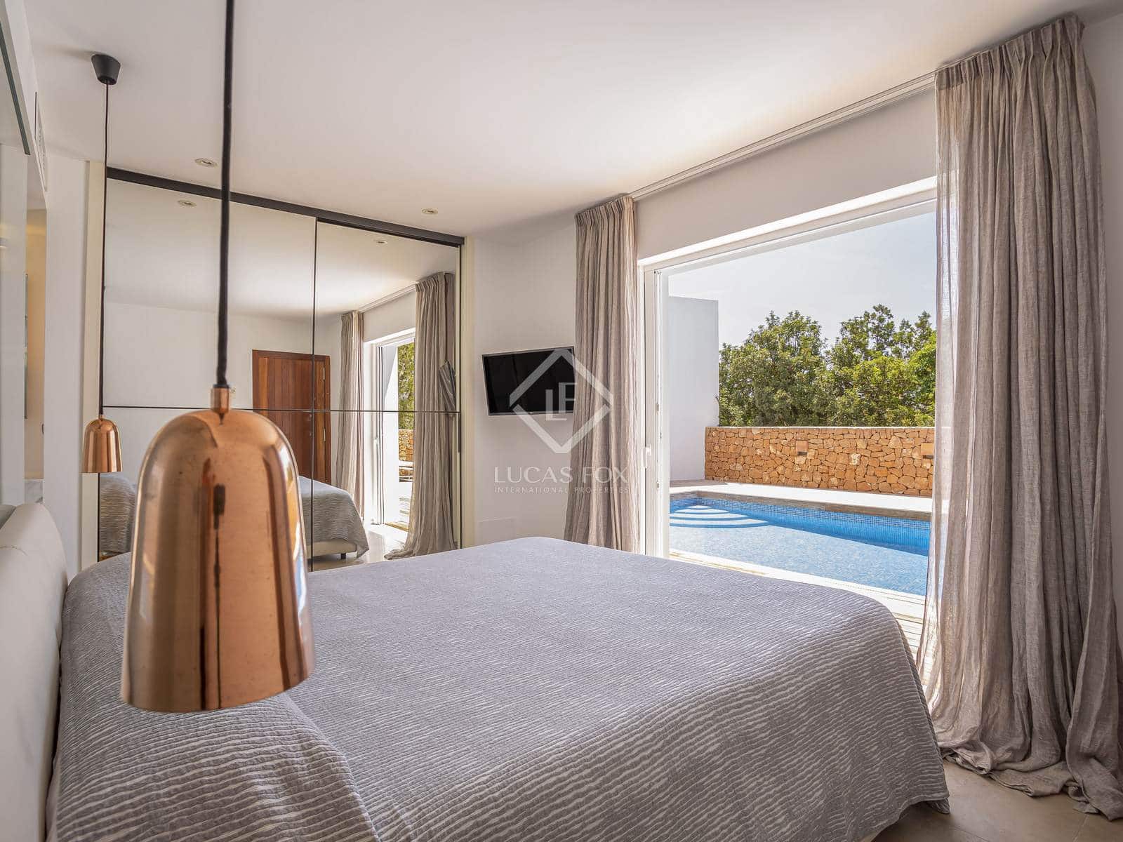 6 soveværelse Villa til salg i Sant Antoni de Portmany med swimmingpool - € 4.450.000 (Ref: 8780788)