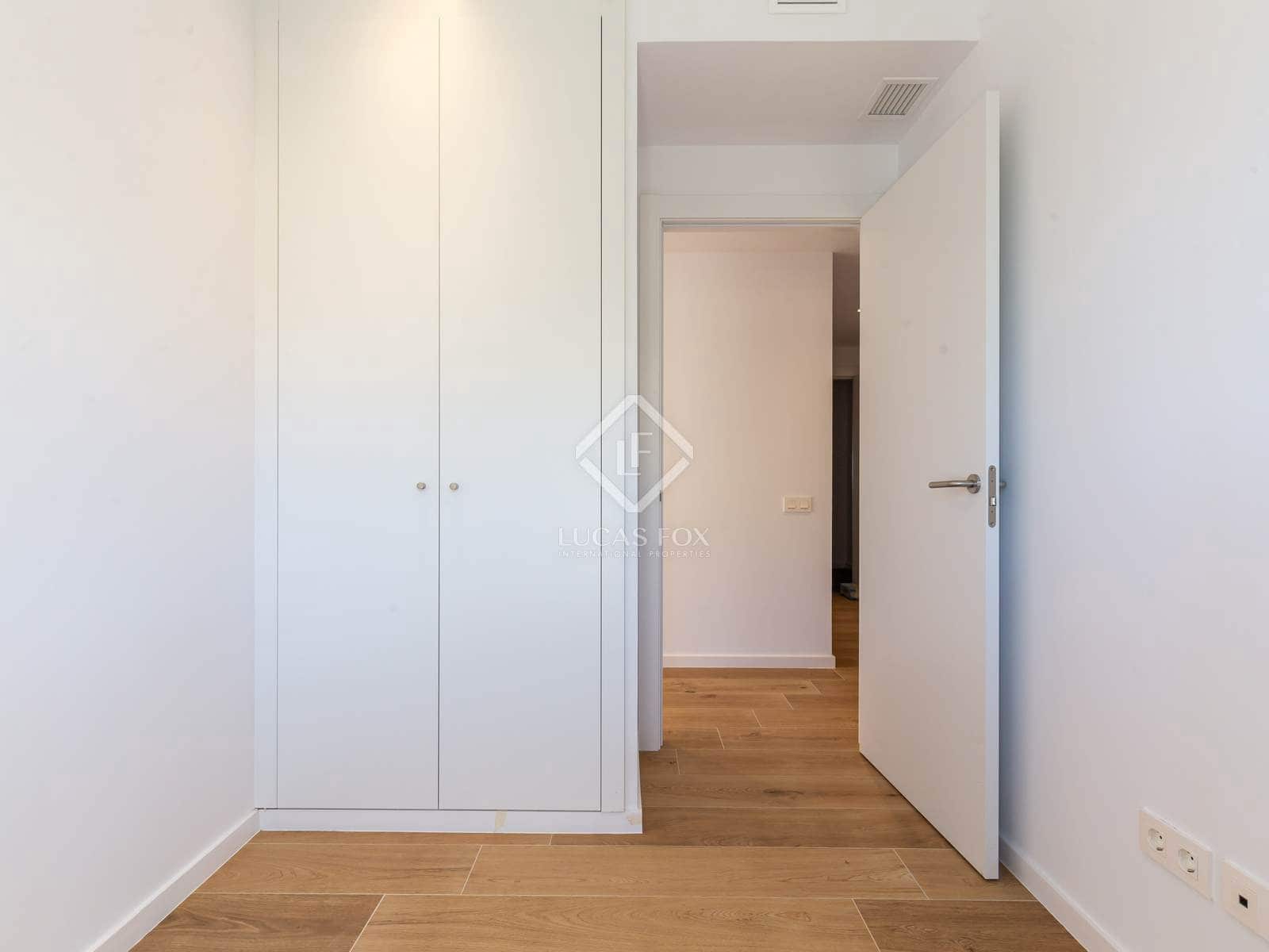 4 quarto Apartamento para arrendar em Esplugues de Llobregat com piscina garagem - 3 700 € (Ref: 8782270)