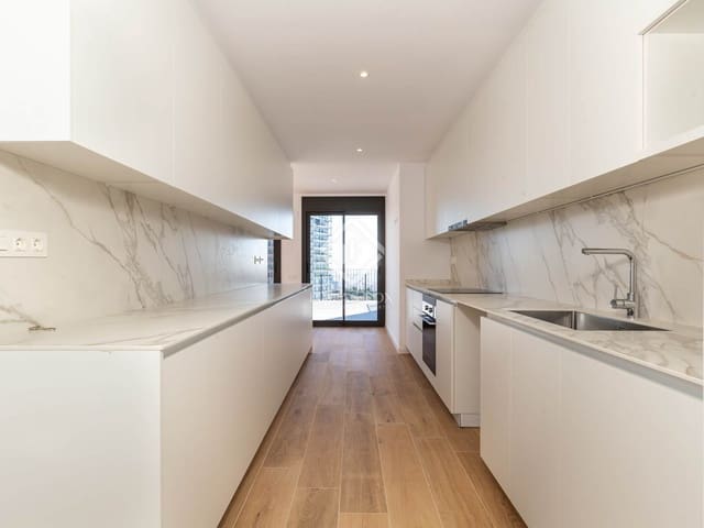 4 bedroom Apartment for rent in Esplugues de Llobregat with pool garage - € 3,700 (Ref: 8782270)