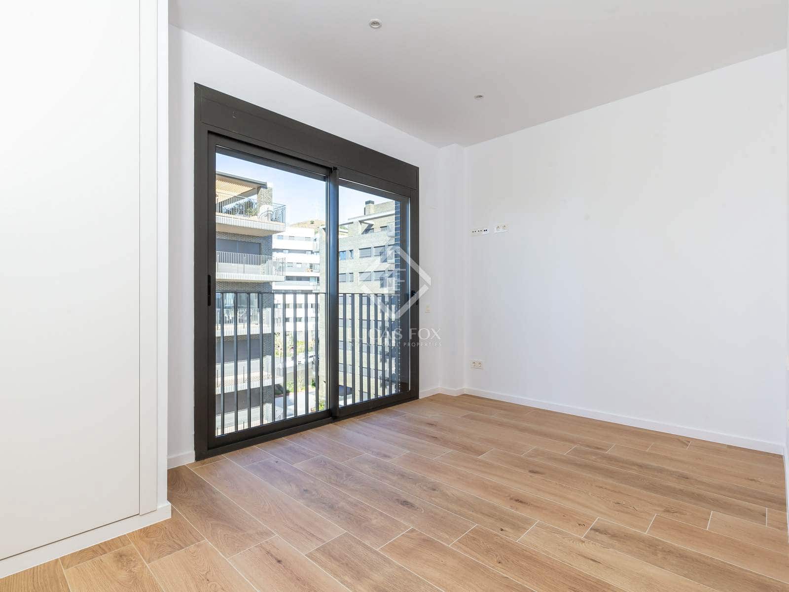 4 quarto Apartamento para arrendar em Esplugues de Llobregat com piscina garagem - 3 700 € (Ref: 8782270)