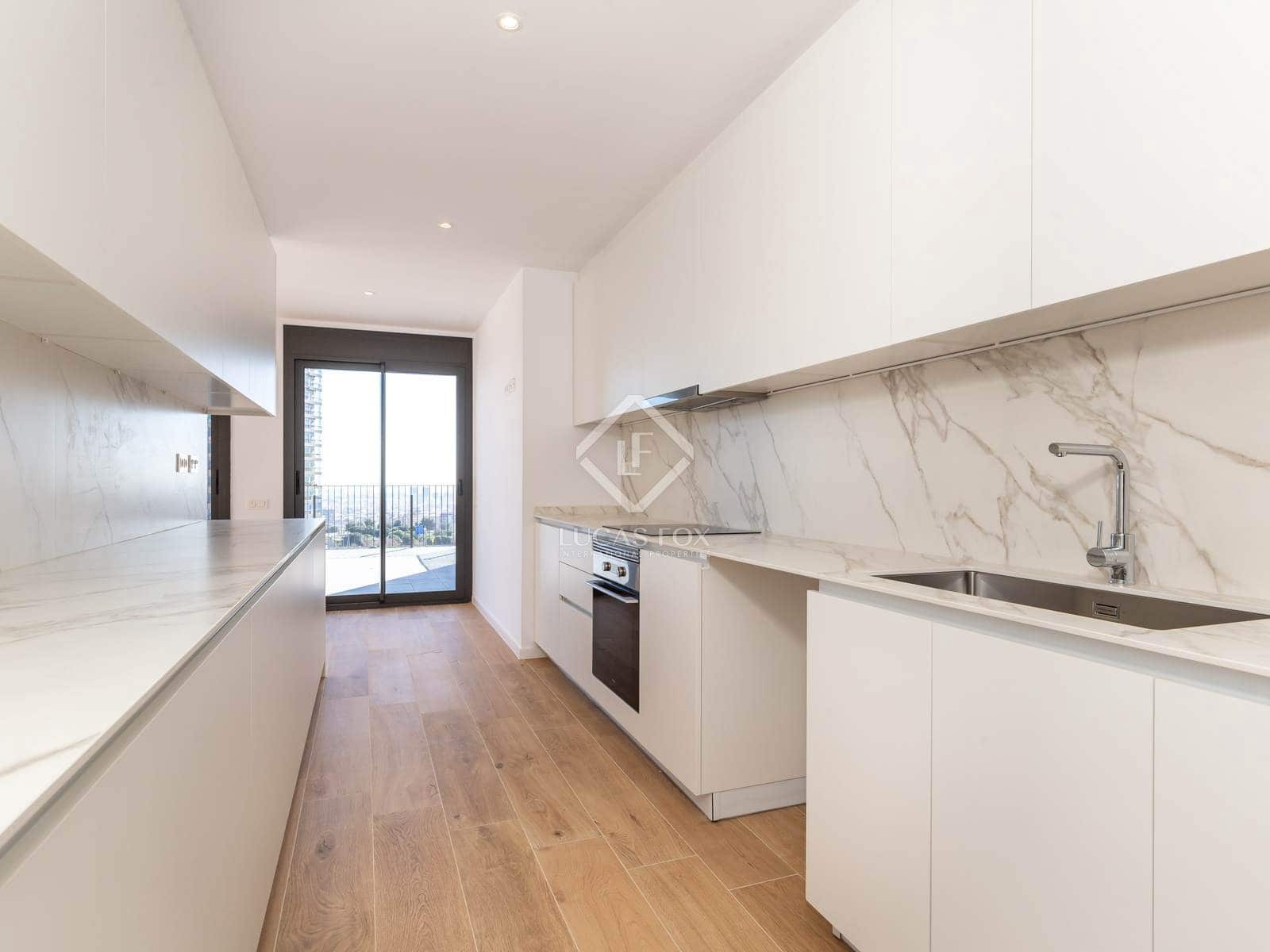 4 quarto Apartamento para arrendar em Esplugues de Llobregat com piscina garagem - 3 700 € (Ref: 8782270)