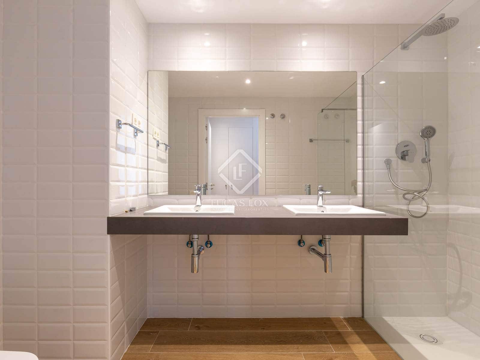 3 soveværelse Lejlighed til leje i Esplugues de Llobregat med swimmingpool garage - € 3.500 (Ref: 8782271)