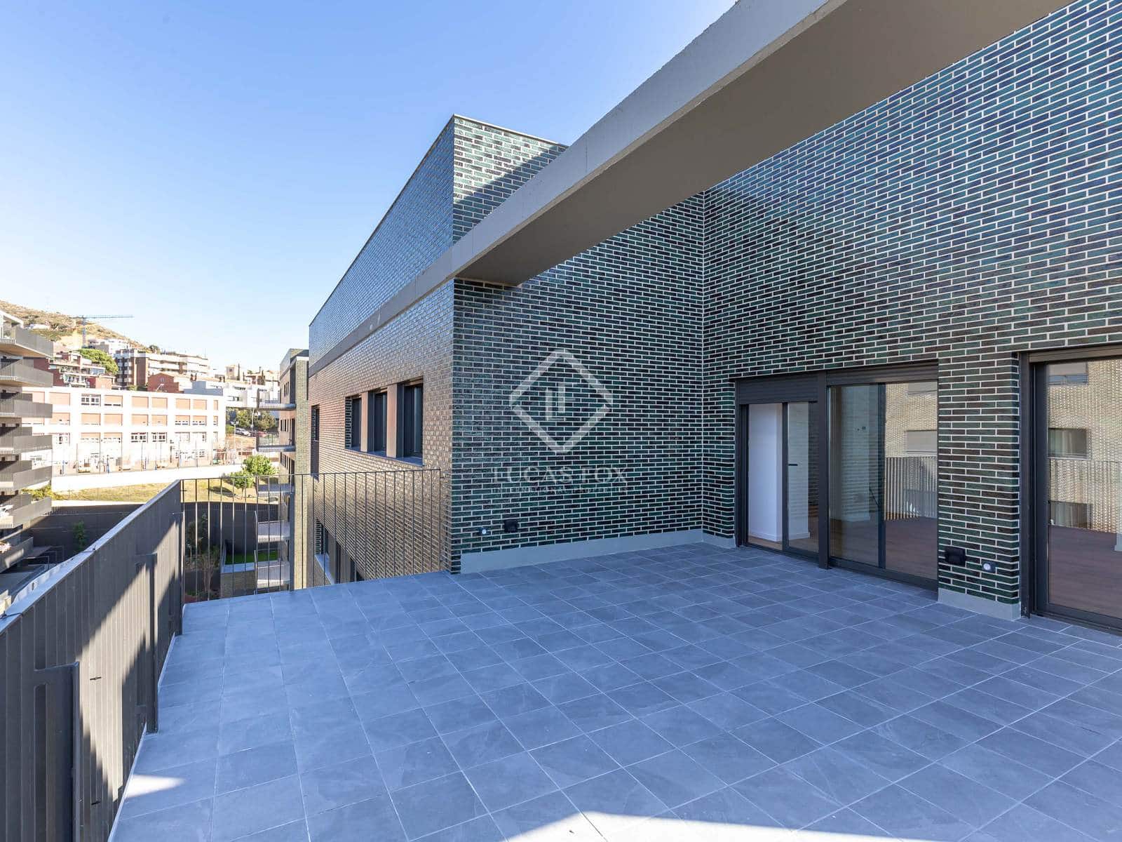 3 soveværelse Lejlighed til leje i Esplugues de Llobregat med swimmingpool garage - € 3.500 (Ref: 8782271)