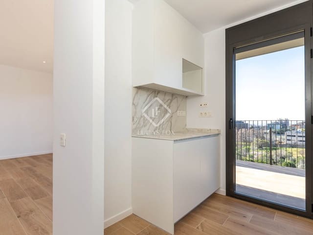 3 soveværelse Lejlighed til leje i Esplugues de Llobregat med swimmingpool garage - € 2.795 (Ref: 8782272)