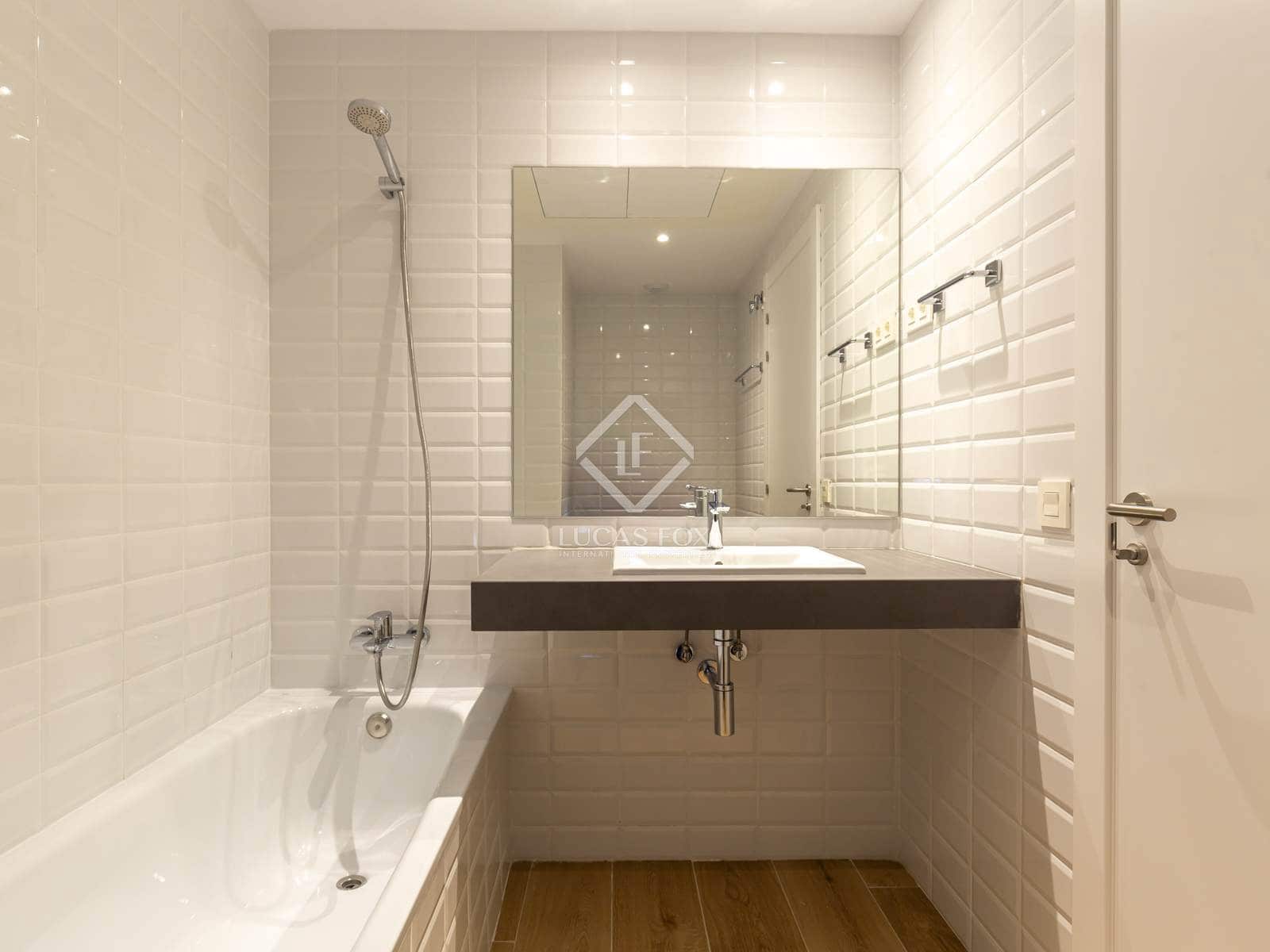 3 quarto Apartamento para arrendar em Esplugues de Llobregat com piscina garagem - 2 795 € (Ref: 8782272)