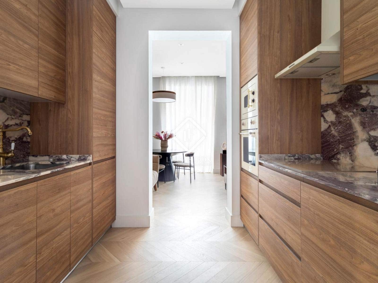 2 soveværelse Lejlighed til salg i Madrid by - € 790.000 (Ref: 8782960)