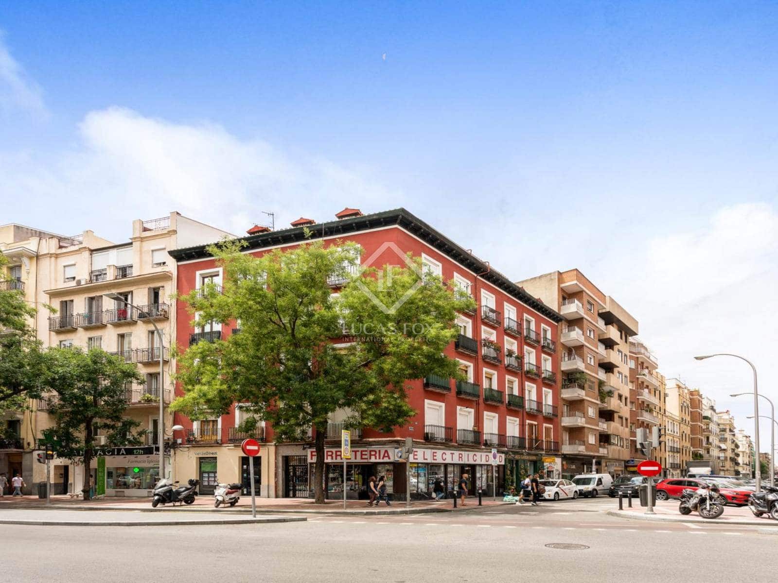 2 soveværelse Lejlighed til salg i Madrid by - € 790.000 (Ref: 8782960)