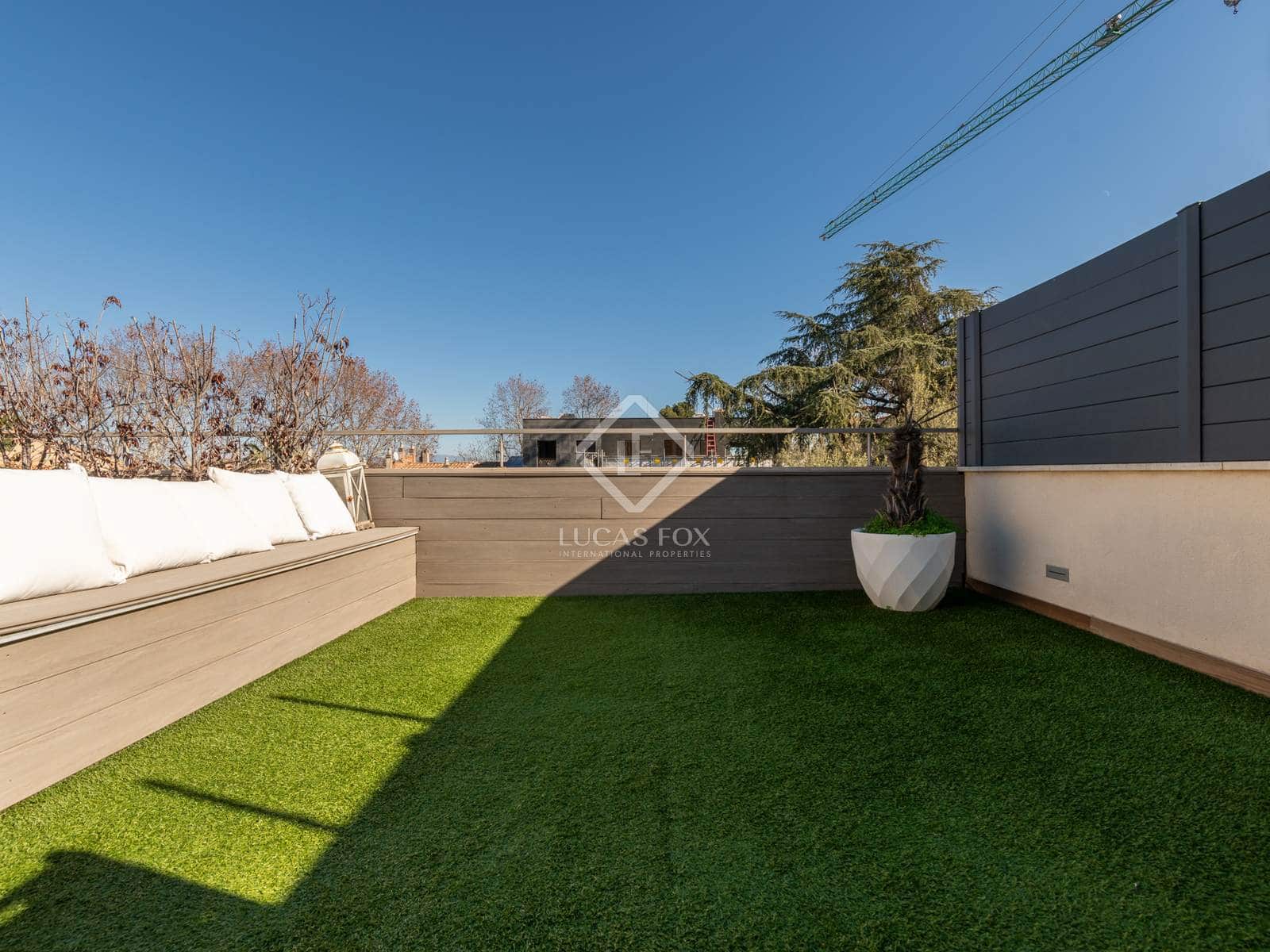 3 bedroom Apartment for sale in Sant Cugat del Valles with pool garage - € 1,095,000 (Ref: 8785607)