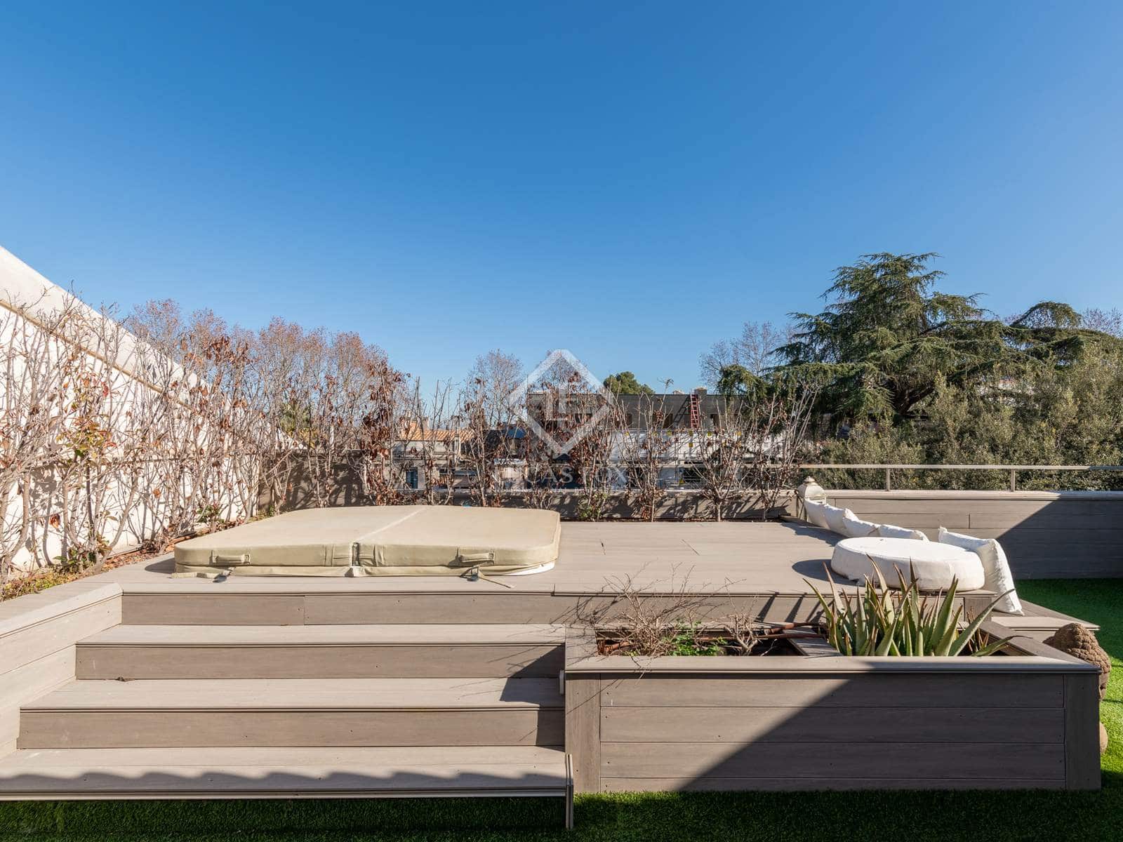 3 bedroom Apartment for sale in Sant Cugat del Valles with pool garage - € 1,095,000 (Ref: 8785607)