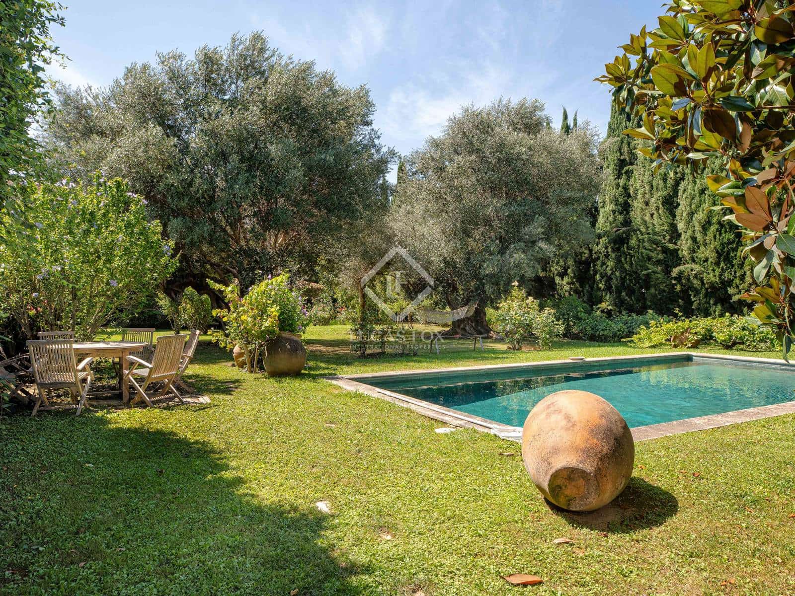 5 sypialnia Finka/Dom wiejski na sprzedaż w L'Armentera z basenem - 1 200 000 € (Ref: 8786001)