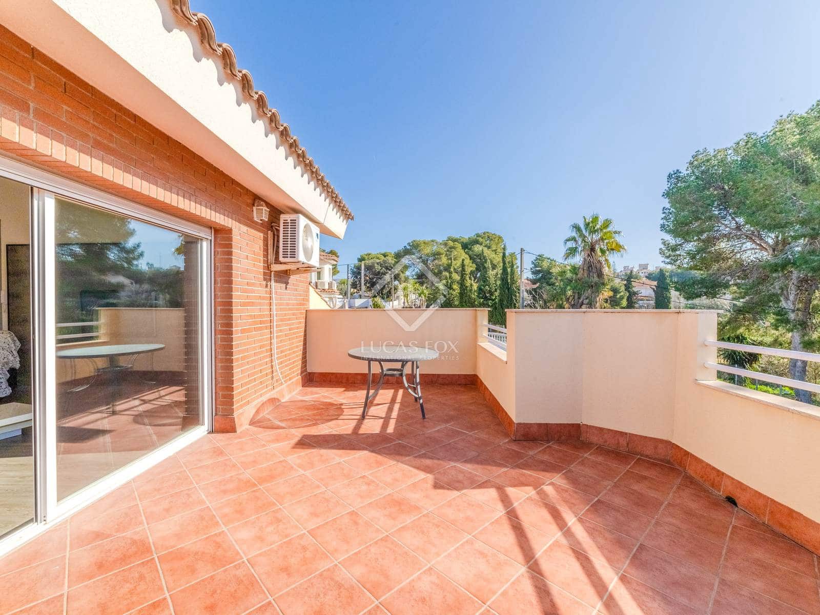 4 soveværelse Villa til salg i Sant Pere de Ribes med swimmingpool garage - € 998.000 (Ref: 8788098)