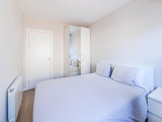 4 makuuhuone Huvila myytävänä paikassa Sant Pere de Ribes mukana uima-altaan 
autotalli - 998 000 € (Ref: 8788098)