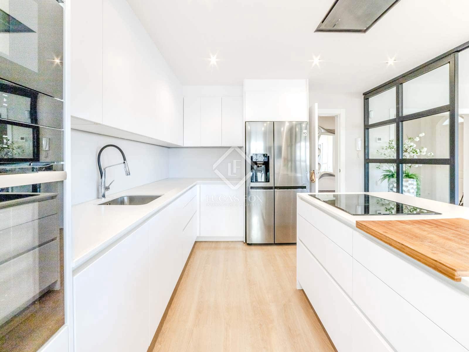 4 soveværelse Villa til salg i Sant Pere de Ribes med swimmingpool garage - € 998.000 (Ref: 8788098)