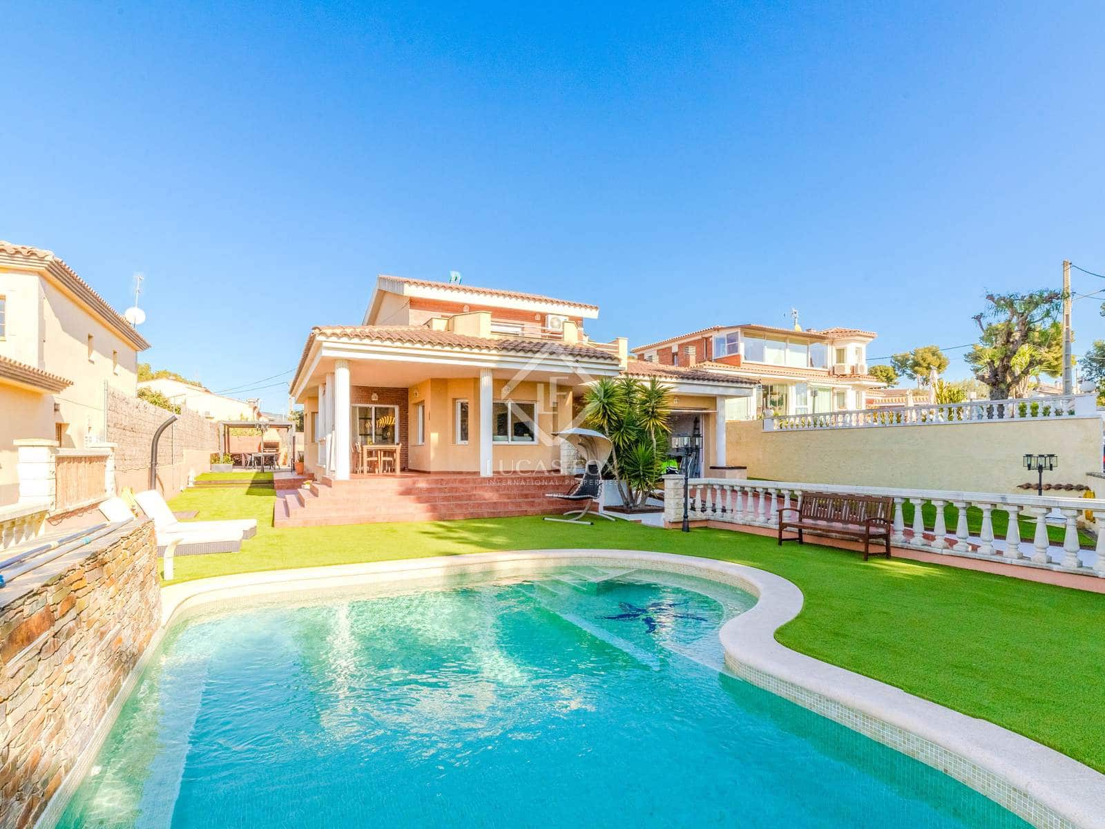 4 soveværelse Villa til salg i Sant Pere de Ribes med swimmingpool garage - € 998.000 (Ref: 8788098)
