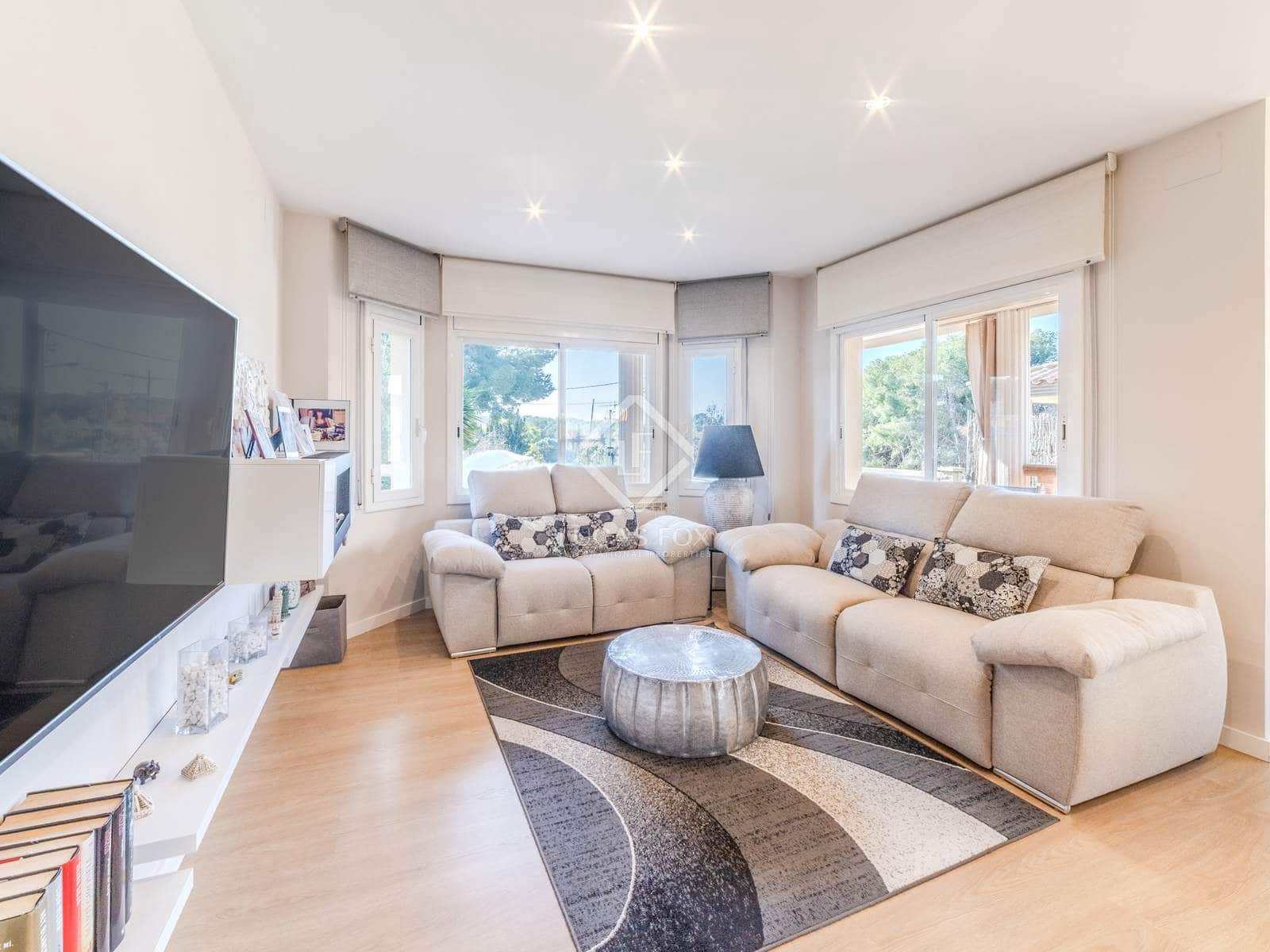 4 soveværelse Villa til salg i Sant Pere de Ribes med swimmingpool garage - € 998.000 (Ref: 8788098)