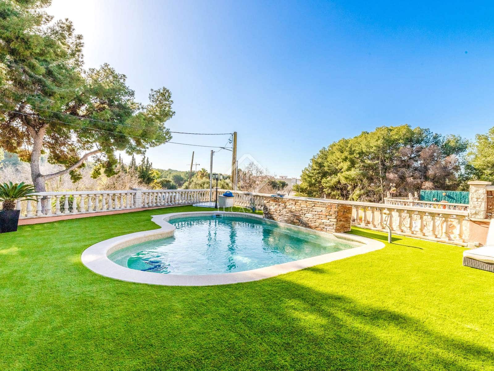 4 soveværelse Villa til salg i Sant Pere de Ribes med swimmingpool garage - € 998.000 (Ref: 8788098)
