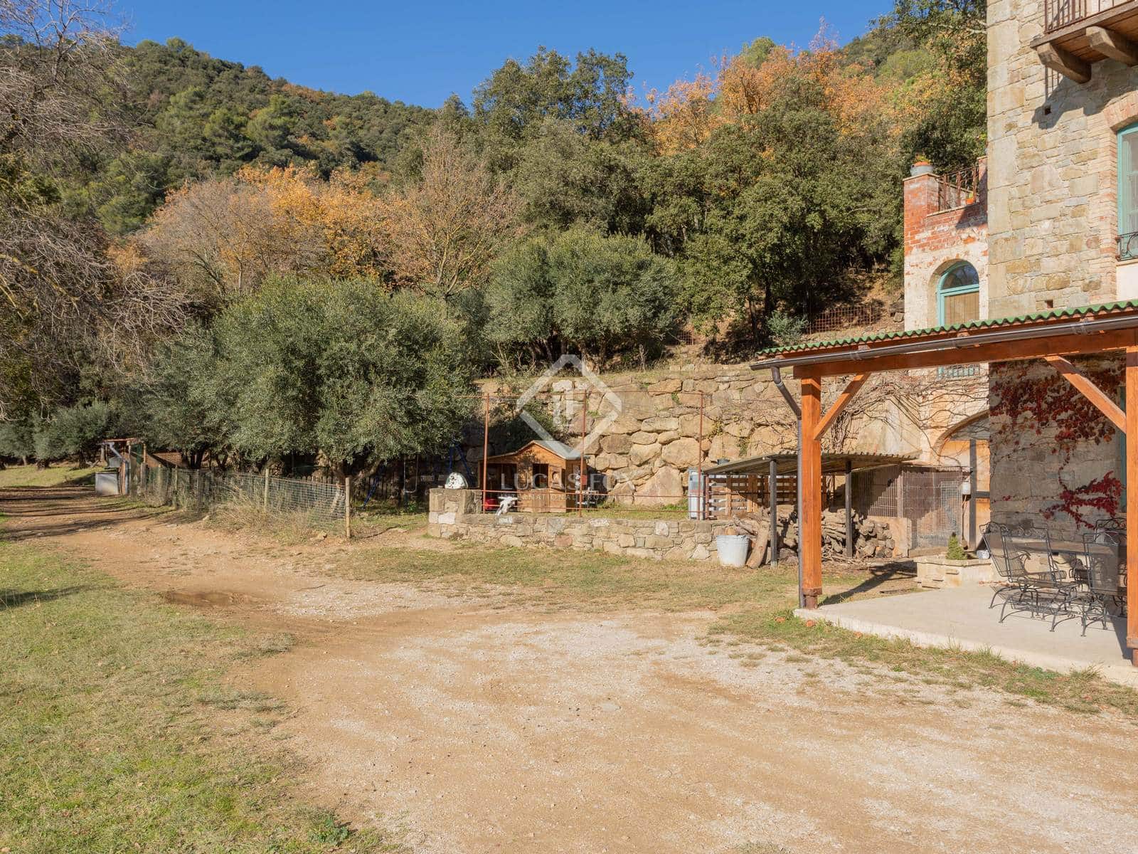 10 soveværelse Finca/Landehus til salg i Porqueres - € 1.600.000 (Ref: 8788673)