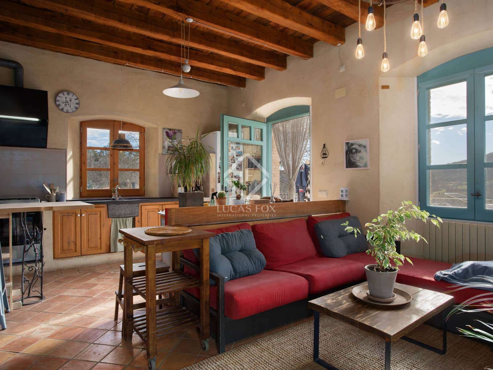 10 soveværelse Finca/Landehus til salg i Porqueres - € 1.600.000 (Ref: 8788673)