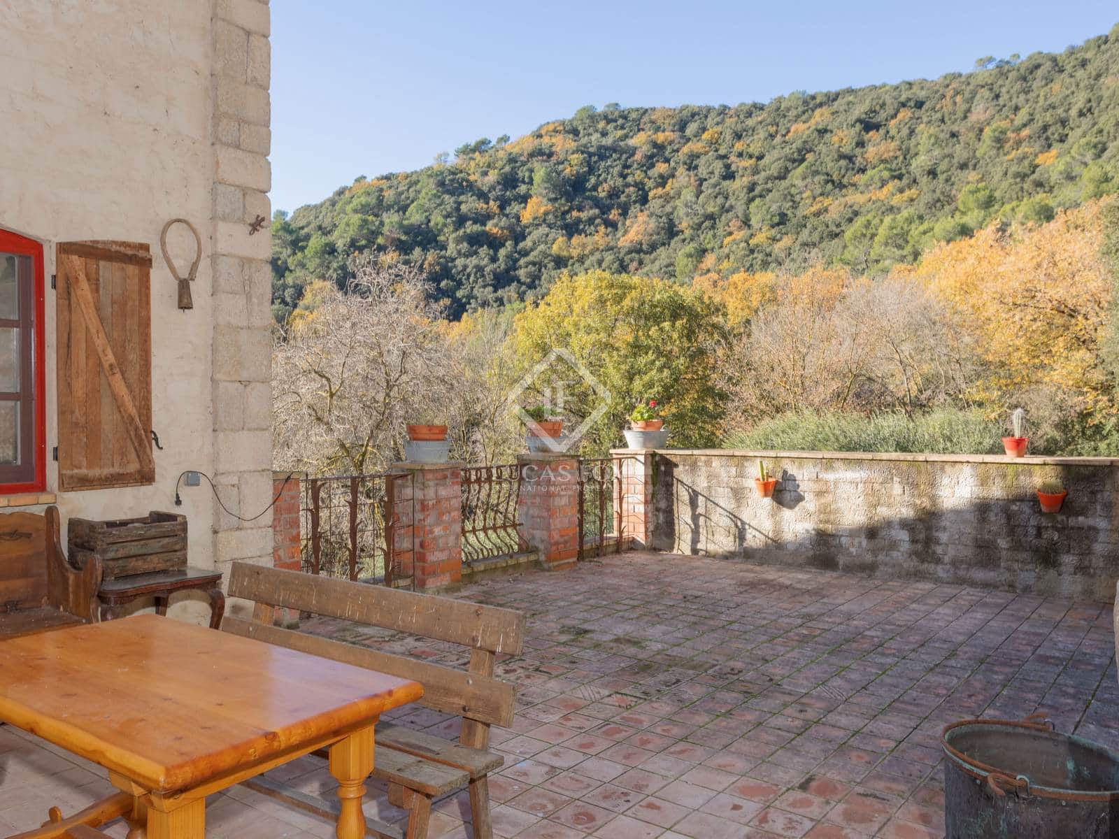 10 soveværelse Finca/Landehus til salg i Porqueres - € 1.600.000 (Ref: 8788673)