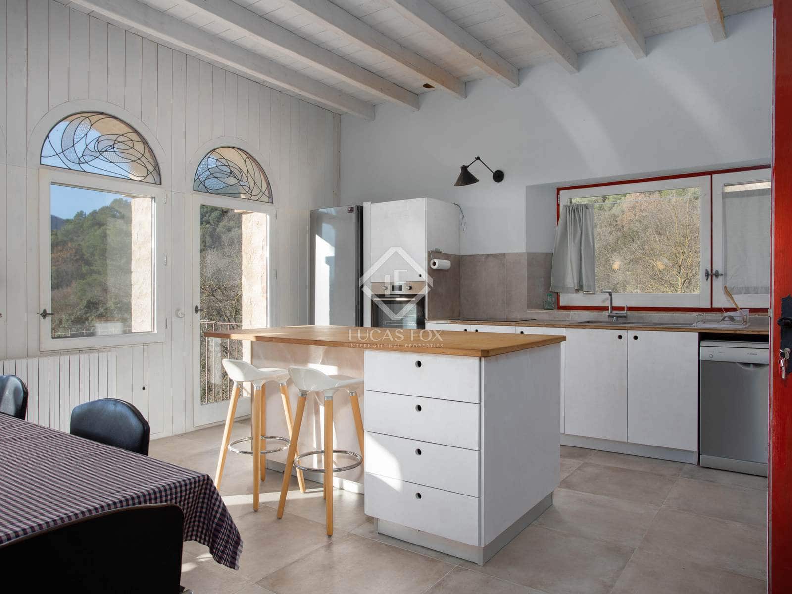 10 soveværelse Finca/Landehus til salg i Porqueres - € 1.600.000 (Ref: 8788673)