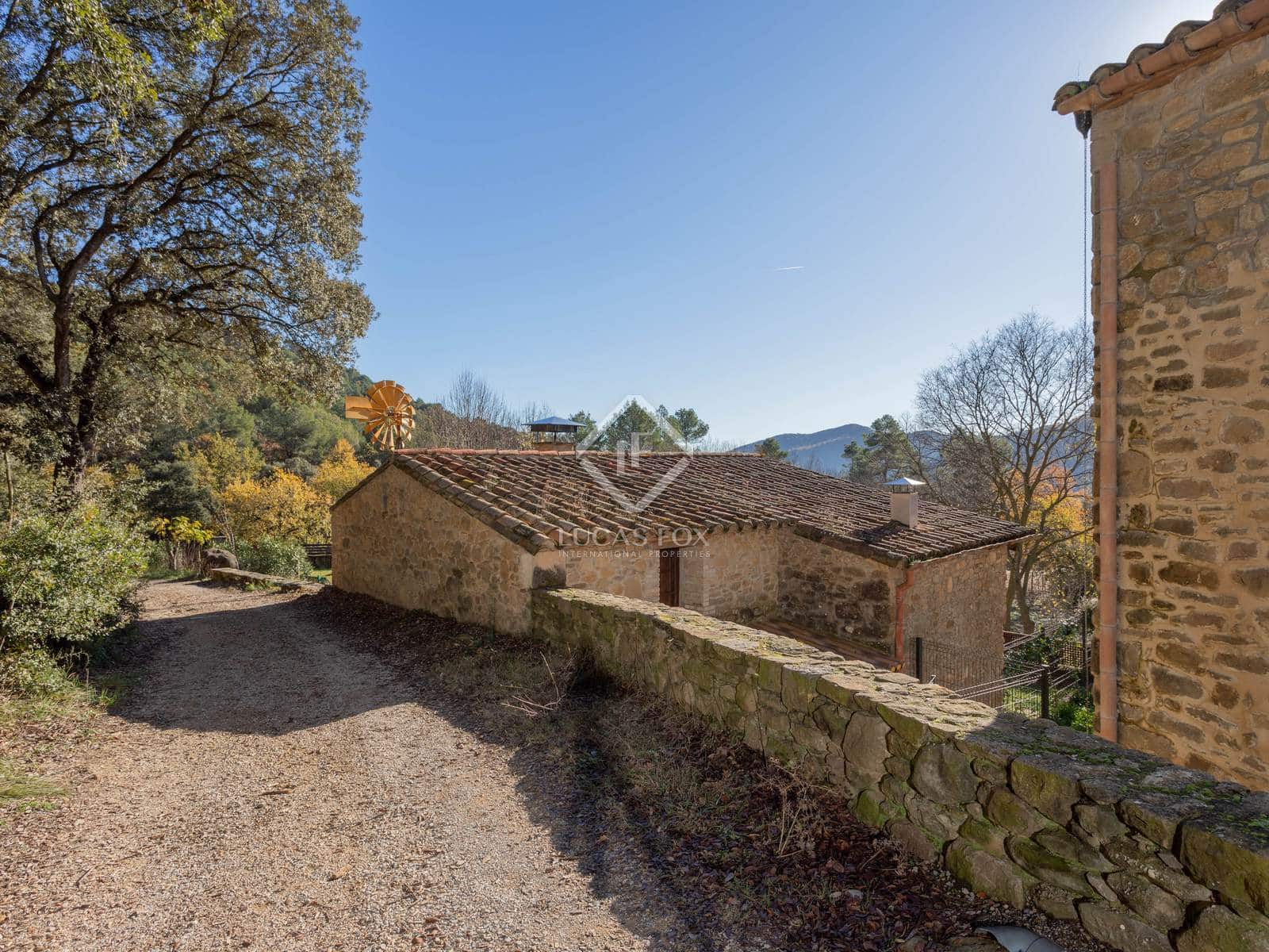 10 soveværelse Finca/Landehus til salg i Porqueres - € 1.600.000 (Ref: 8788673)