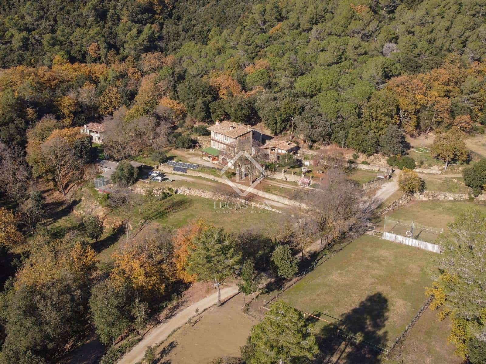 10 soveværelse Finca/Landehus til salg i Porqueres - € 1.600.000 (Ref: 8788673)