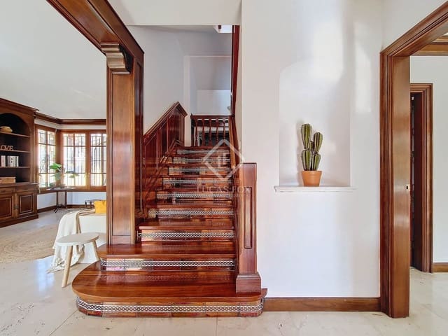 5 bedroom Villa for sale in Vilanova i la Geltrú - € 1,280,000 (Ref: 8788746)