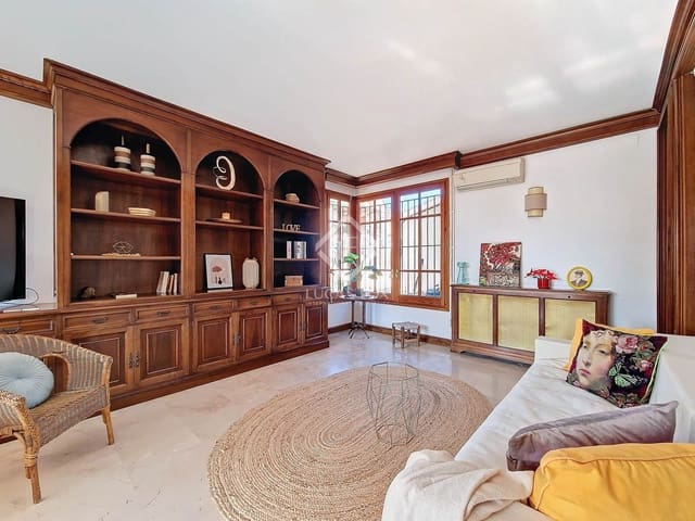 5 bedroom Villa for sale in Vilanova i la Geltrú - € 1,280,000 (Ref: 8788746)