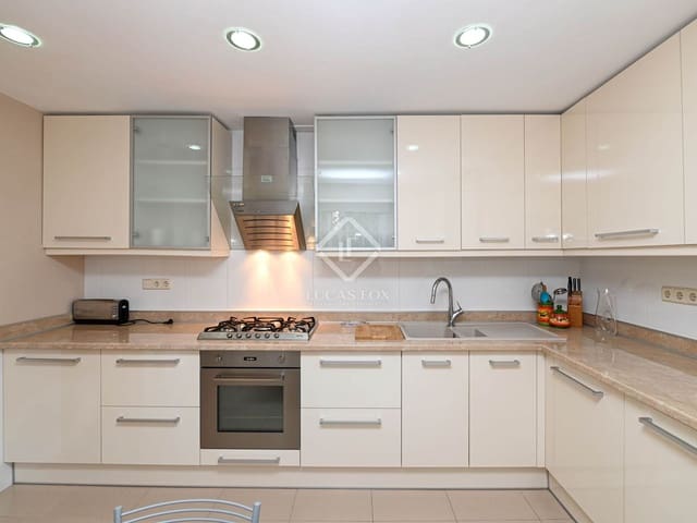 4 slaapkamer Villa te koop in Platja d'Aro, Castell-Platja d'Aro met garage - € 500.000 (Ref: 8789856)