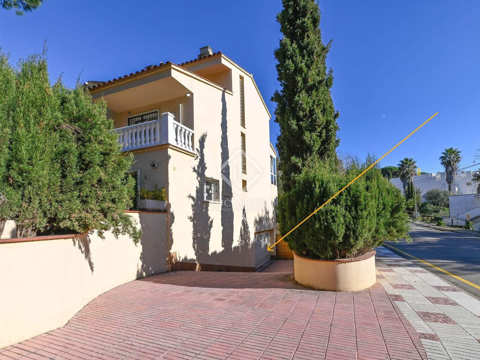 4 sypialnia Willa na sprzedaż w Platja d'Aro z garażem - 500 000 € (Ref: 8789856)