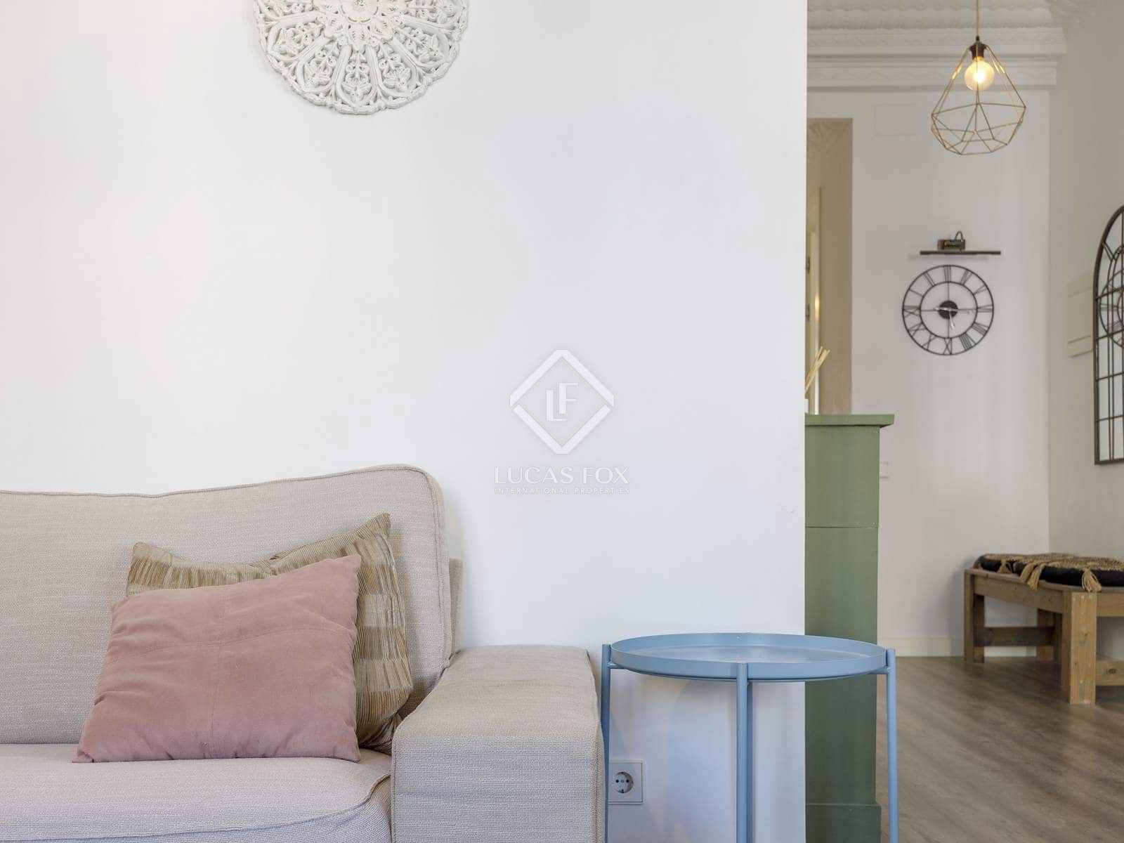 2 bedroom Apartment for rent in Valencia city - € 2,600 (Ref: 8789860)