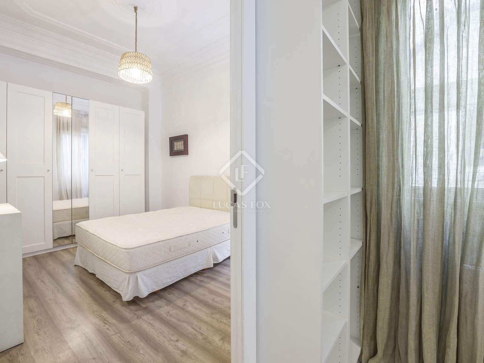 2 bedroom Apartment for rent in Valencia city - € 2,600 (Ref: 8789860)