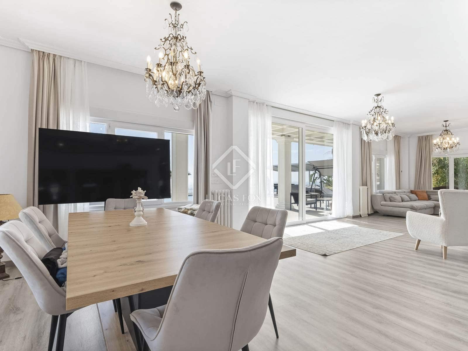 7 slaapkamer Villa te koop in El Campello met zwembad garage - € 3.500.000 (Ref: 8790911)