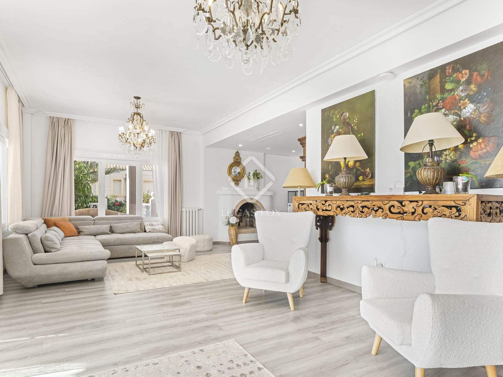 7 slaapkamer Villa te koop in El Campello met zwembad garage - € 3.500.000 (Ref: 8790911)