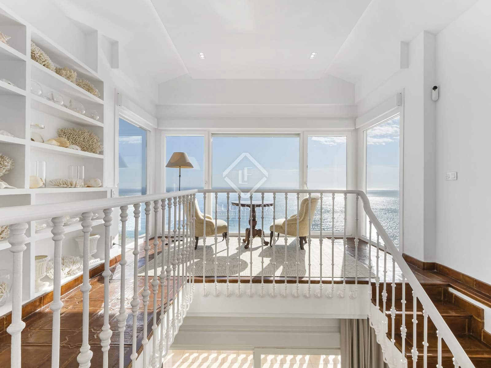 7 slaapkamer Villa te koop in El Campello met zwembad garage - € 3.500.000 (Ref: 8790911)