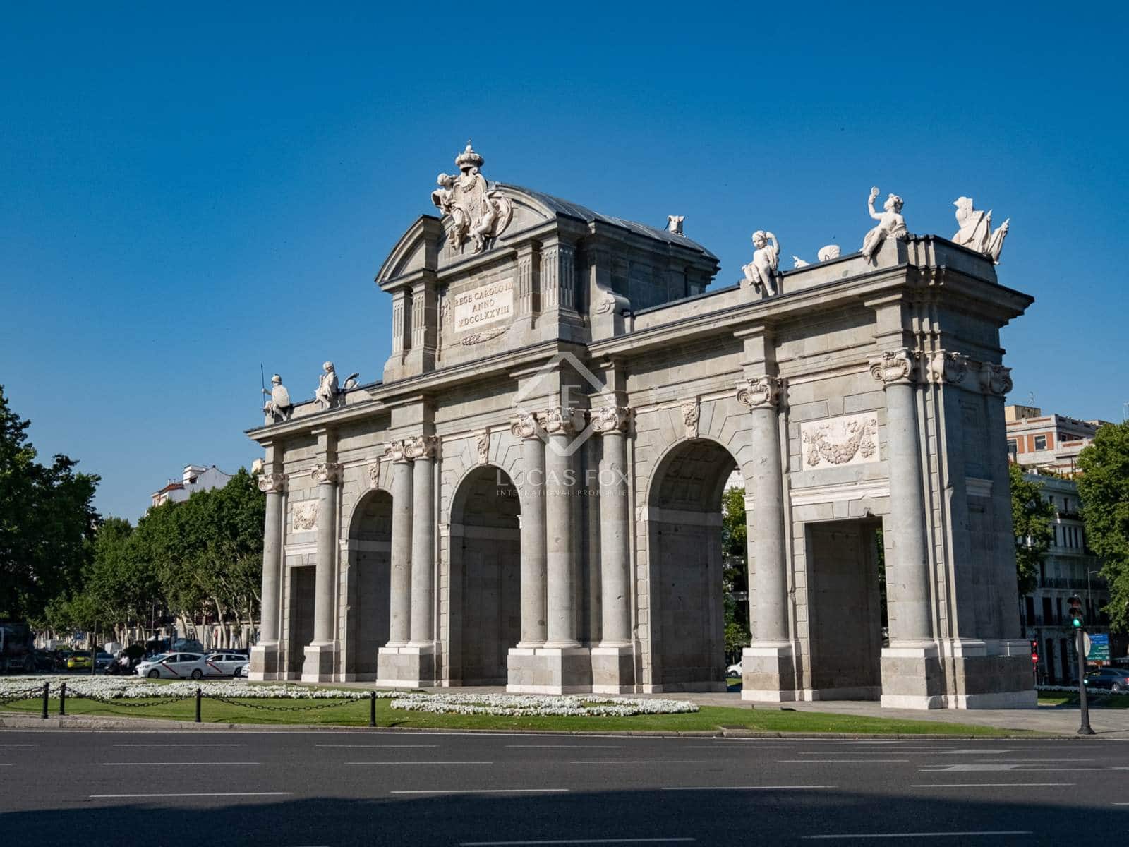 4 soveværelse Lejlighed til salg i Madrid by - € 4.990.000 (Ref: 8790914)