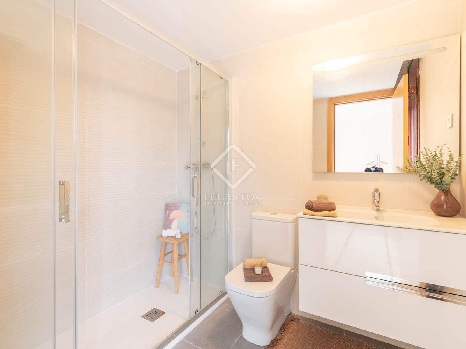 3 soverom Villa til salgs i La Pineda med svømmebasseng - € 980 000 (Ref: 8790960)