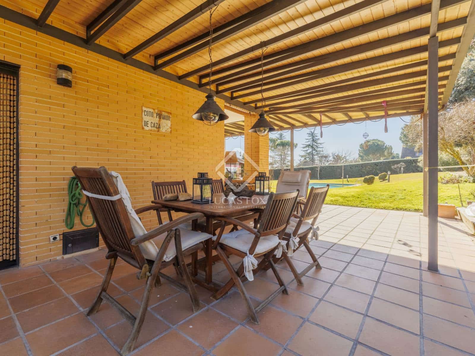 5 soveværelse Villa til salg i Boadilla del Monte med swimmingpool garage - € 2.250.000 (Ref: 8793918)