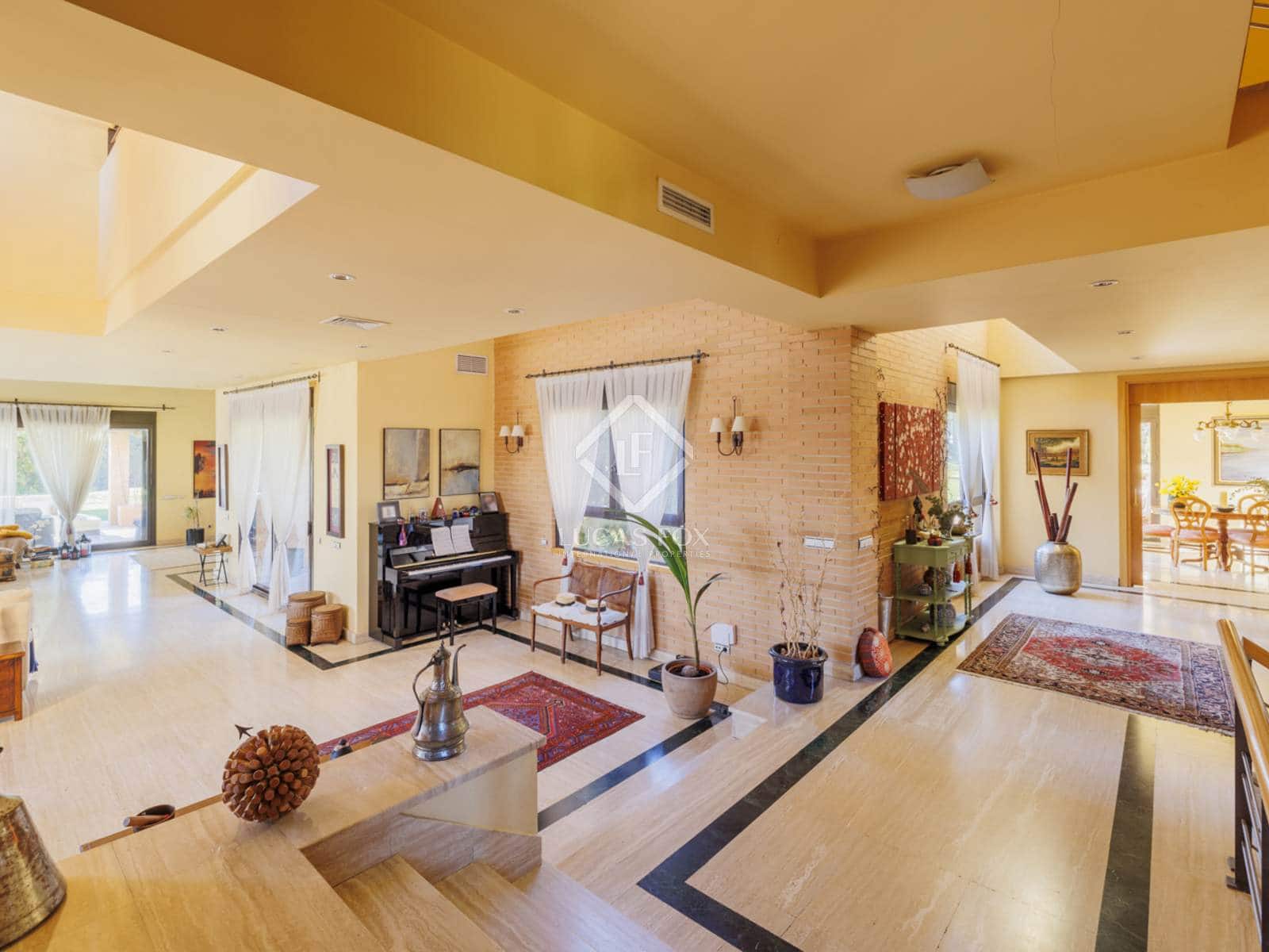 5 soveværelse Villa til salg i Boadilla del Monte med swimmingpool garage - € 2.250.000 (Ref: 8793918)