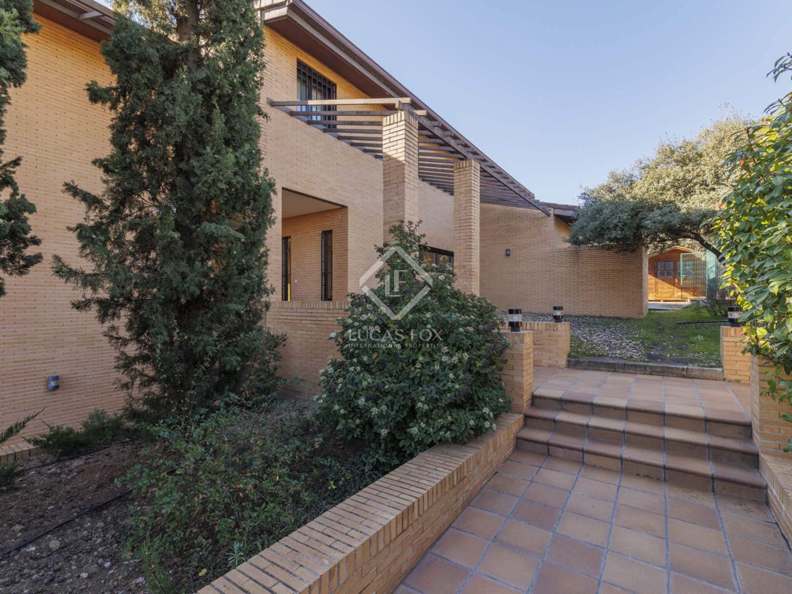 5 soveværelse Villa til salg i Boadilla del Monte med swimmingpool garage - € 2.250.000 (Ref: 8793918)