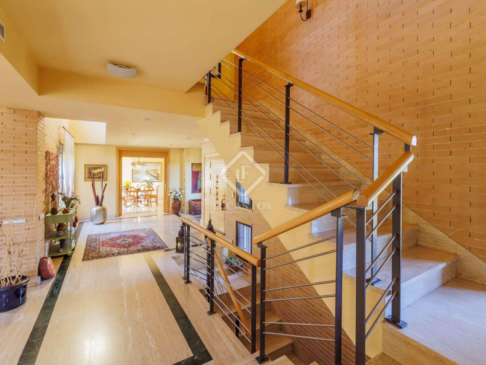 5 soveværelse Villa til salg i Boadilla del Monte med swimmingpool garage - € 2.250.000 (Ref: 8793918)